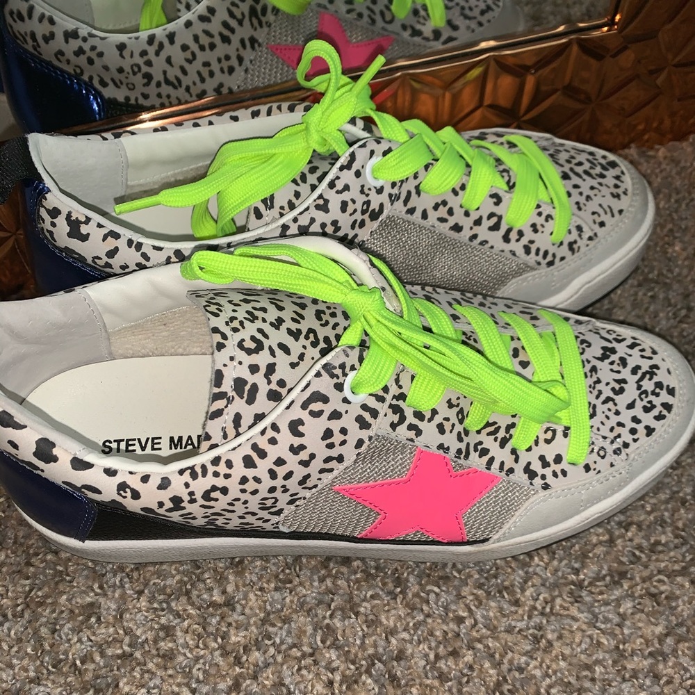 Steve Madden Sneakers
